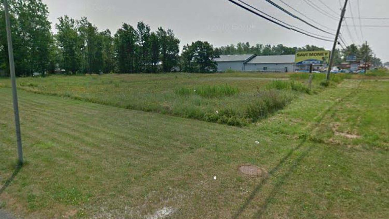 6695 & 6697 S Transit Rd, Lockport, NY 14094