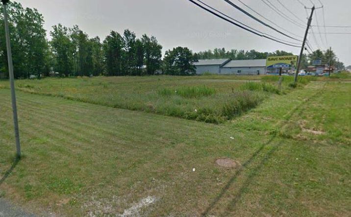 Pictures of Land property located at 6695 & 6697 S Transit Rd, Lockport, NY 14094 for sales - image #1