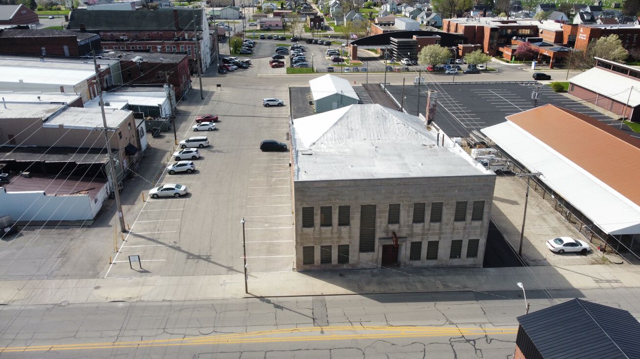 1415 Main St, Elwood, IN 46036 Retail Property for Sale Large