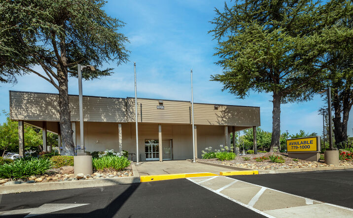 Pictures of Retail property located at 6705 Fair Oaks Blvd, Carmichael, CA 95608 for sales - image #1