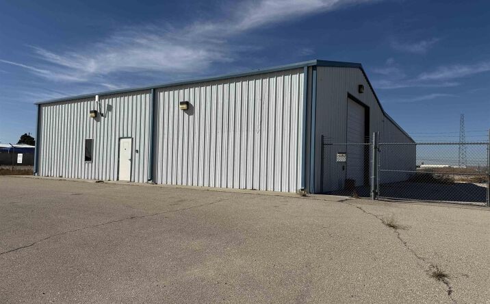 Pictures of Mixed Use property located at 5211 Buena Vista, Carlsbad, NM 88220 for sales - image #1