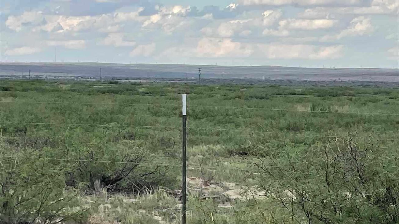 341 E Kincaid Ranch Rd, Artesia, NM 88210