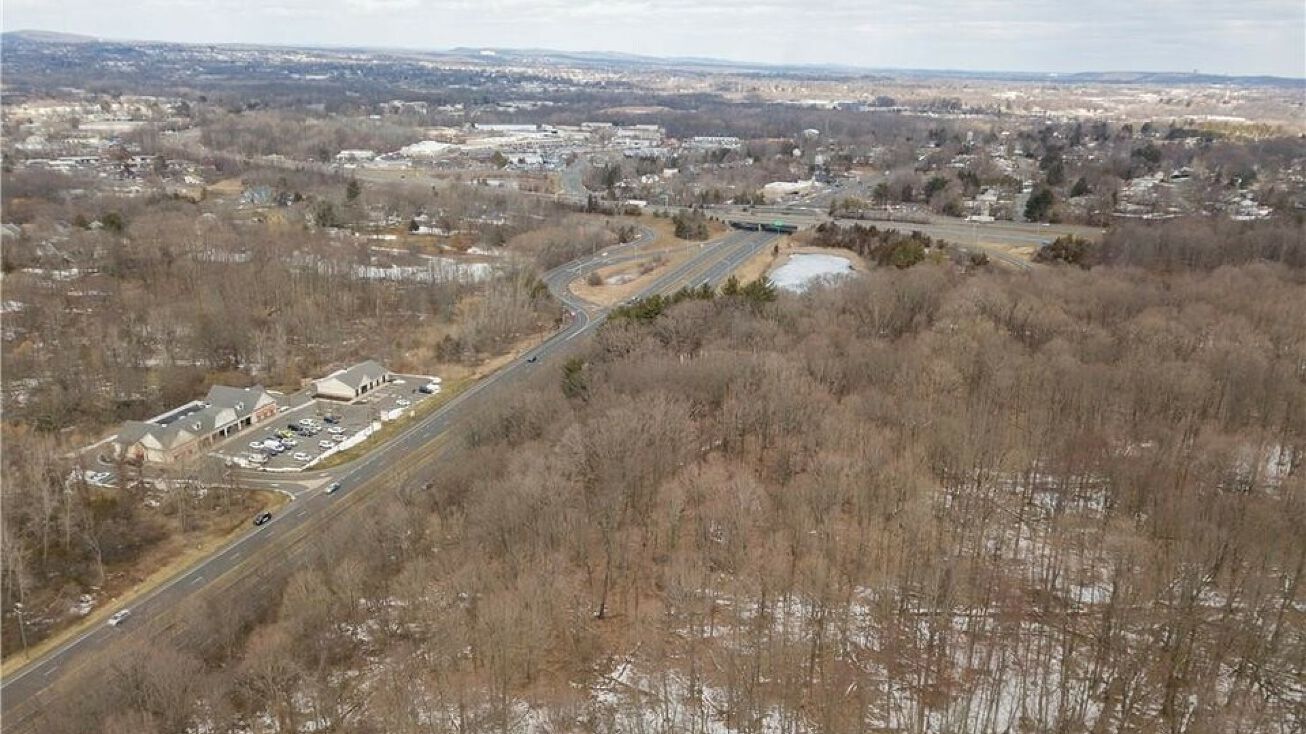 0 Berlin Turnpike, Berlin, CT 06037