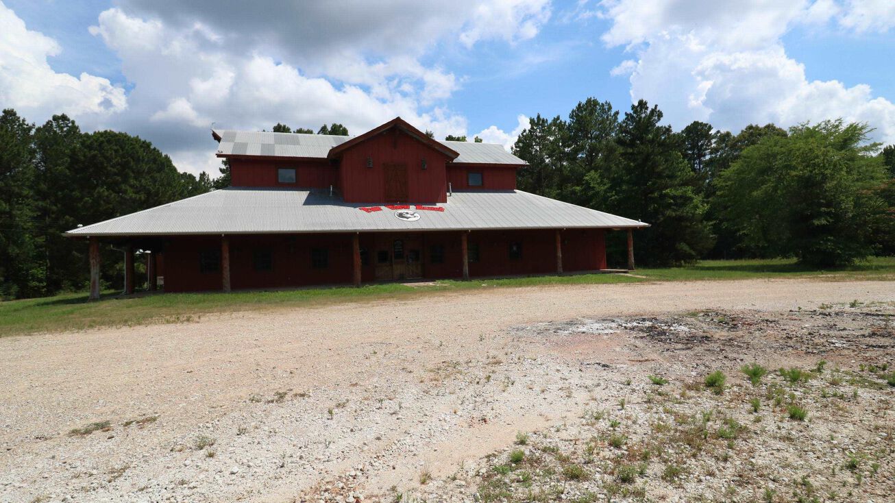 13702 SH 43, Tatum, TX 75691