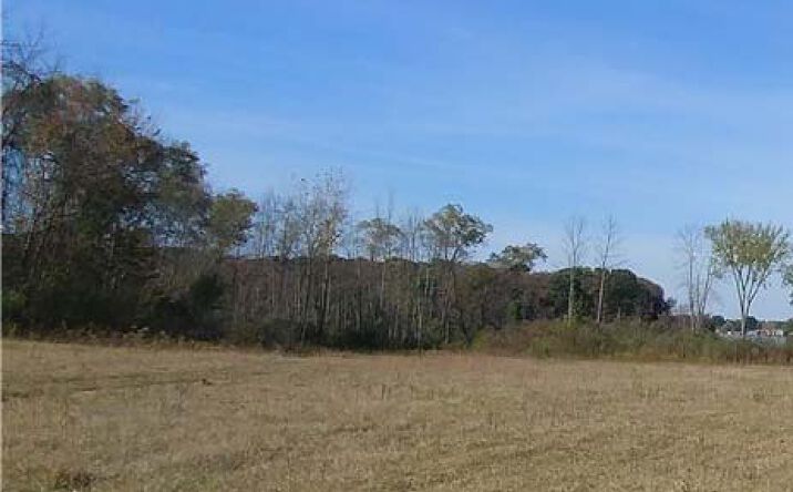 Pictures of Land property located at Aurora Hill Dr, Aurora, OH 44202 for sales - image #1