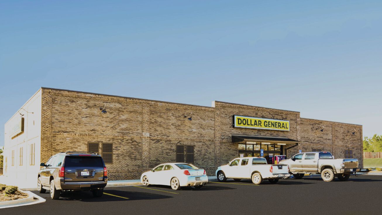 3708 Oakdale Rd, Charlotte, NC 28216