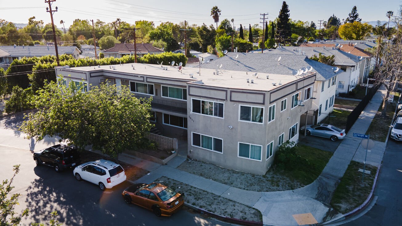 5851 Whitnall Hwy, Los Angeles, CA 91601 Multifamily Property for Sale