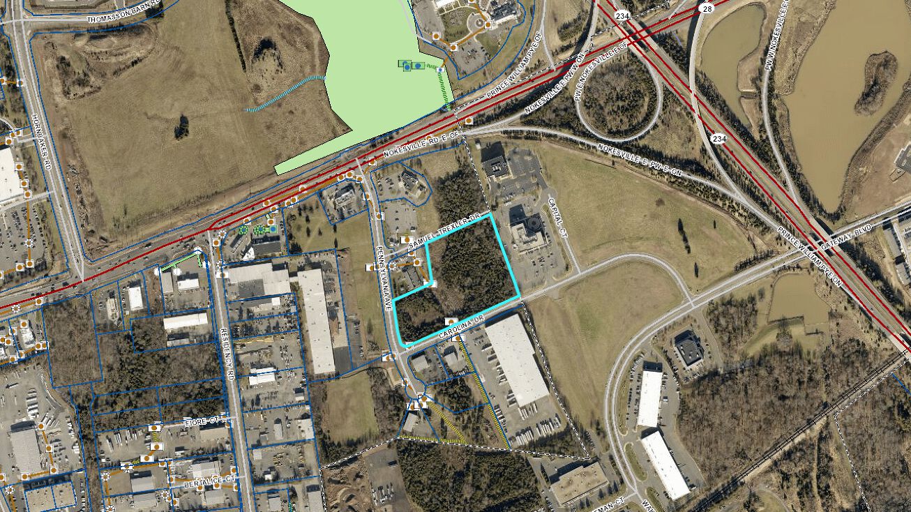 10941 Samuel Trexler Dr, Manassas, VA 20110