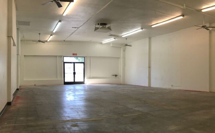 Pictures of Retail property located at 930 N Stone Ave, Tucson, AZ 85705 for comps - image #1
