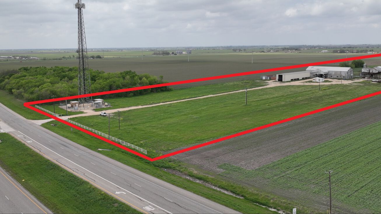 24301 US79, Thrall, TX 76578