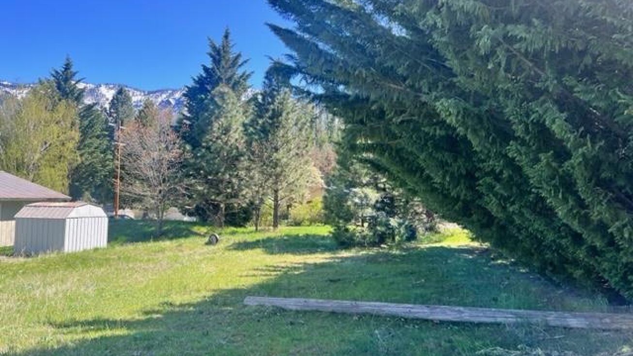 95 Carter St, Crescent Mills, CA 95934