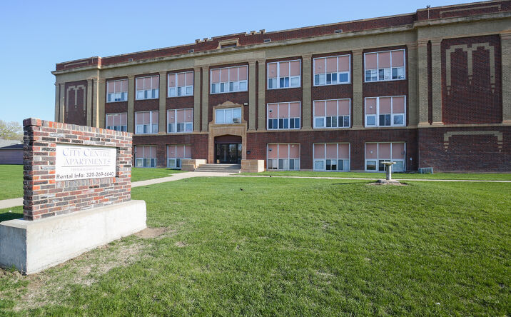 Pictures of Multifamily property located at 109 E Luverne St, Luverne, MN 56156 for sales - image #1