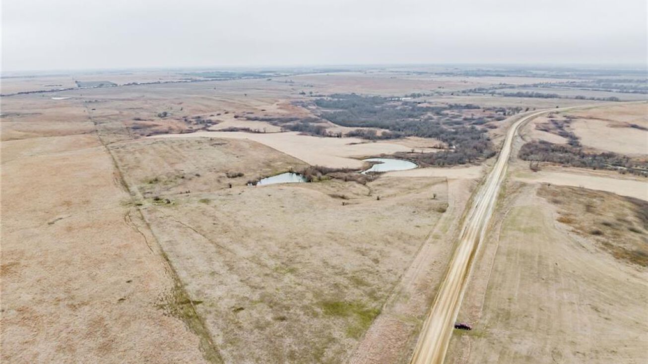 20 W 325th Street, Lebo, KS 66856 Special Purpose Property for Sale