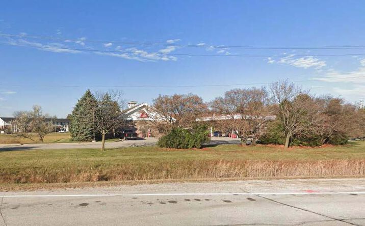 Pictures of Retail property located at 10001 W Church St, Franklin, WI 53132 for sales - image #1