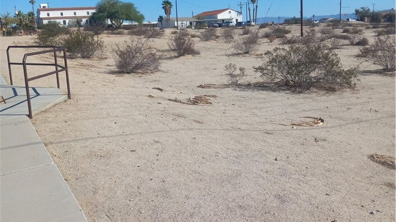 1234 Adobe Rd, Twentynine Palms, CA 92277