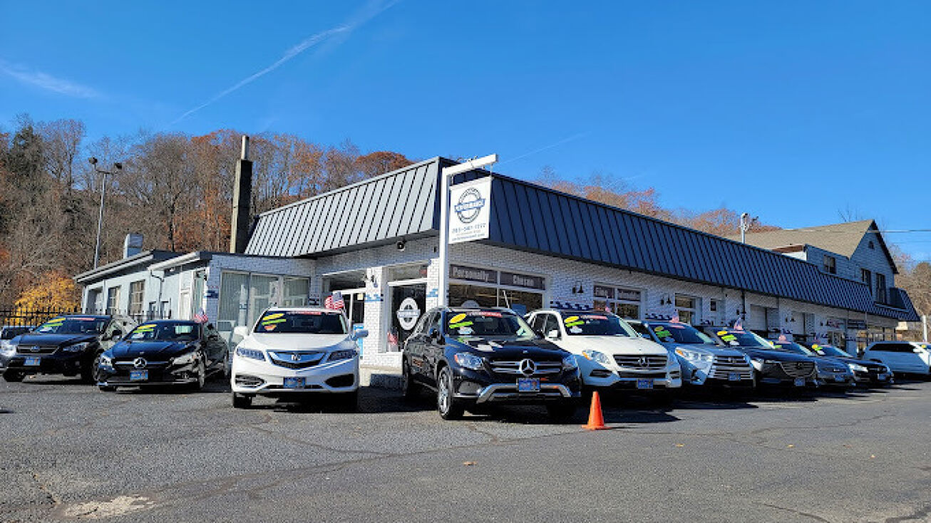 1039 Danbury Rd, Wilton, CT 06897