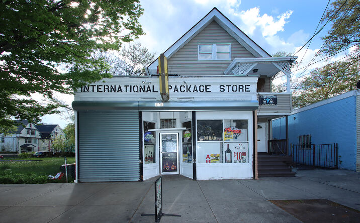 Pictures of Mixed Use, Multifamily, Retail property located at 578 Winchester Ave, New Haven, CT 06511 for sales - image #1