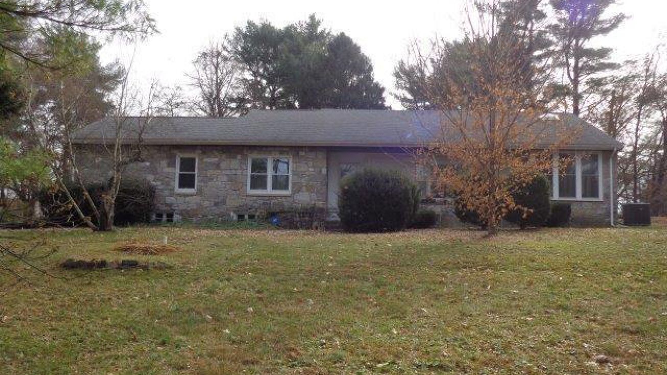 Pictures of Office property located at 890 Walnut Bottom Rd, Carlisle