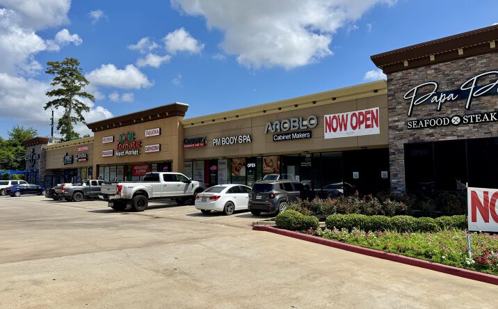 Pictures of Retail property located at 24026 Kuykendahl Rd, Tomball, TX 77375 for sales - image #1