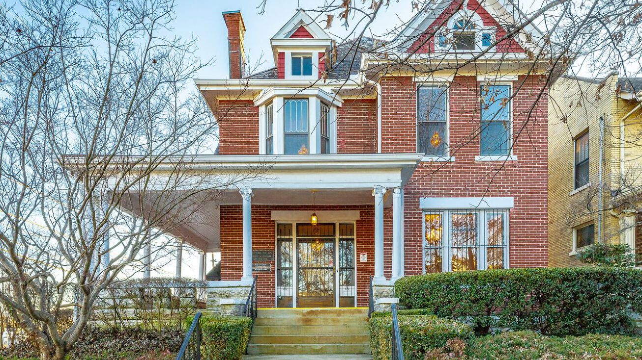 930 Oak St, Chattanooga, TN 37403