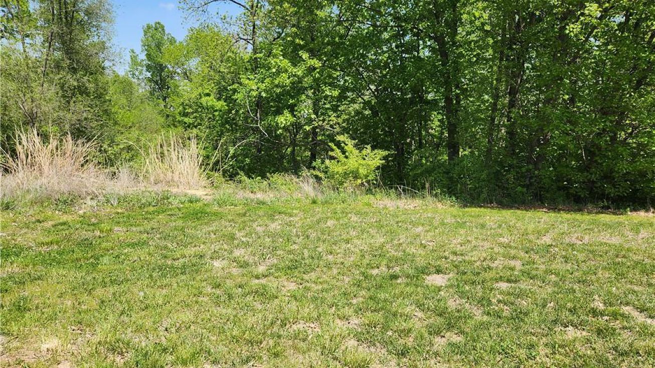 Pictures of Land property located at 1942 Edgewood Drive, Leavenworth