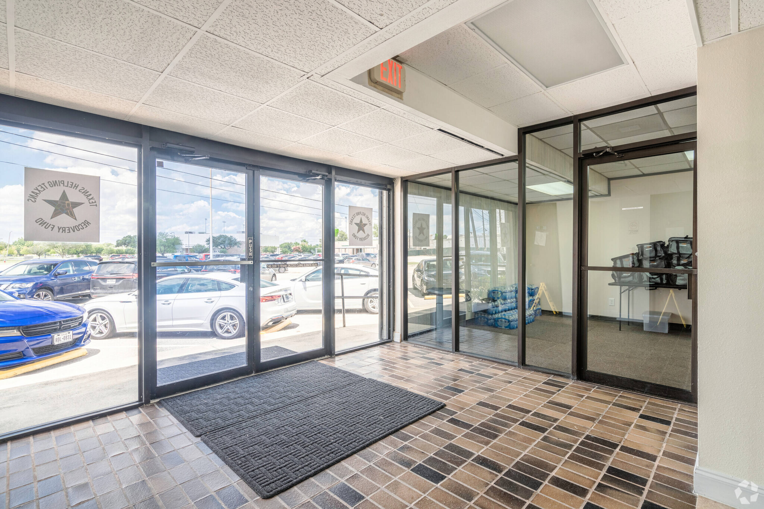 3033 Bayshore