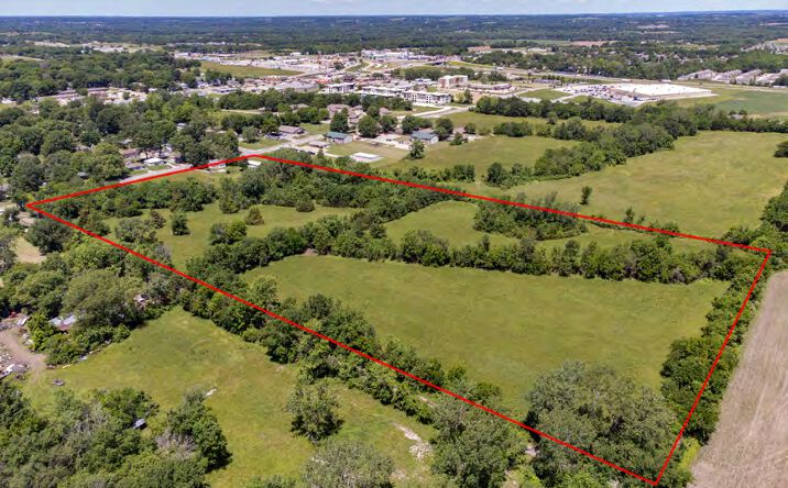 Pictures of Land property located at 805 SE Salem St, Oak Grove, MO 64075 for sales - image #1