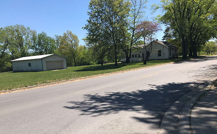 Pictures of Land property located at 805 SE Salem St, Oak Grove, MO 64075 for sales - image #1