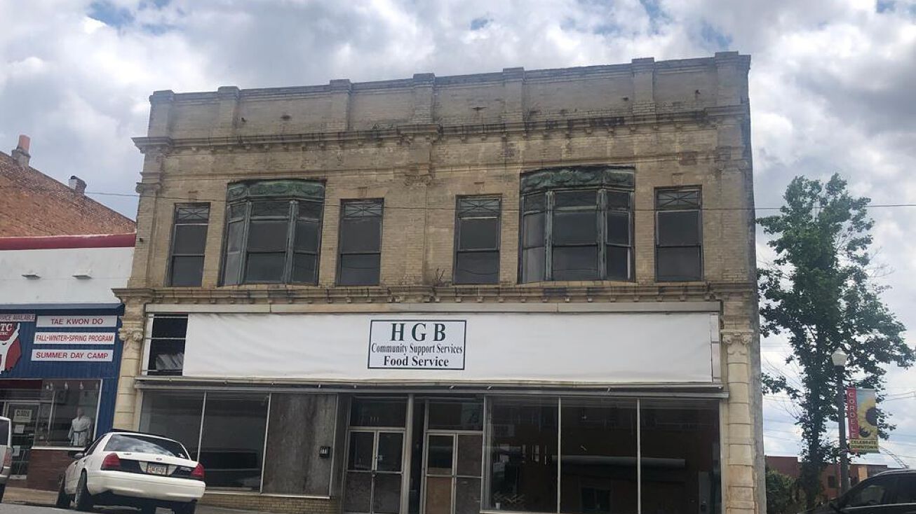 111 W 11th Avenue, Cordele, GA 31015