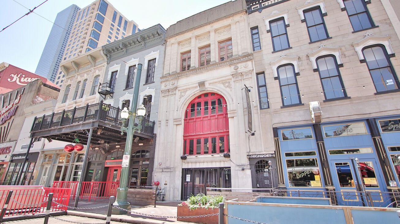 306 Main St, Houston, TX 77002