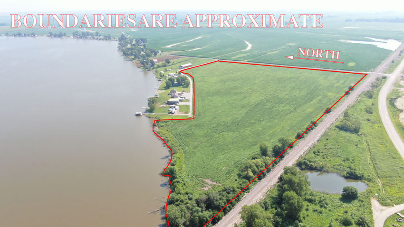43.07 Acres +/ Lakefront, Craig, MO 64437