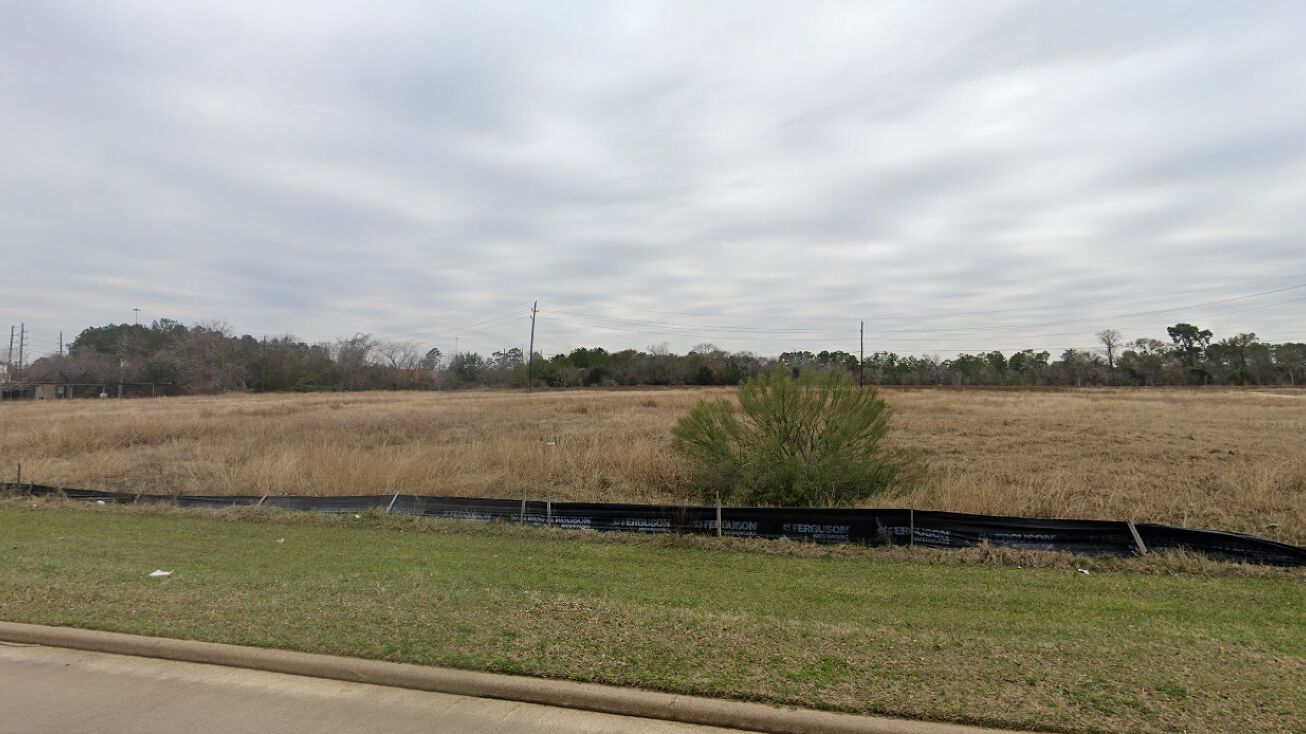 9900 Cypresswood Dr, Houston, TX 77070