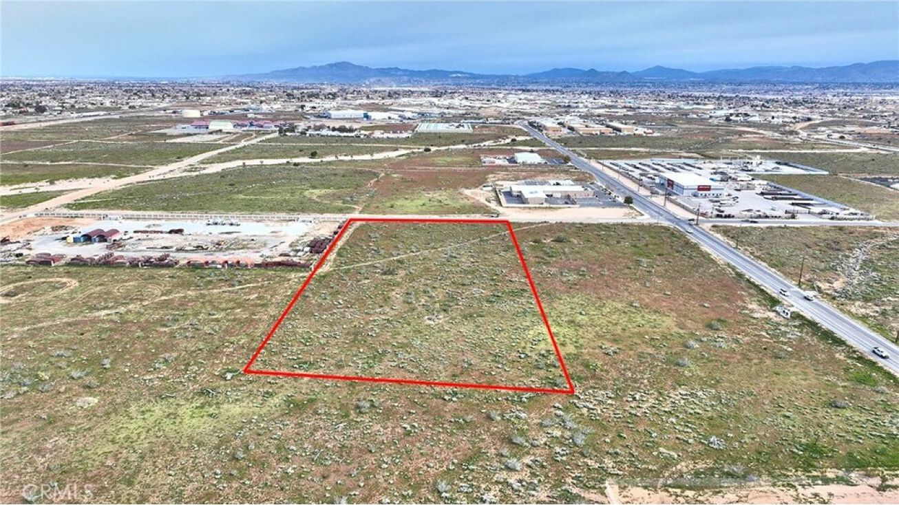 Pictures of Land property located at 0 Mojave Street, Hesperia, CA ...