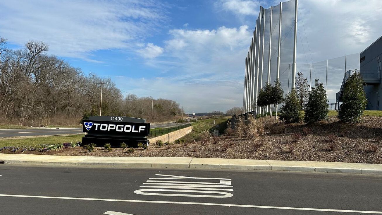 11320 Outlet Dr, Knoxville, TN 37932