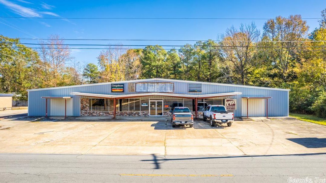 Pictures of Retail, Land property located at 2707 Main Street, Pine