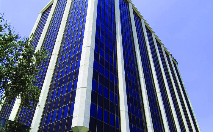 Pictures of Office property located at 8585 N Stemmons Fwy, Dallas, TX 75247 for sales - image #1