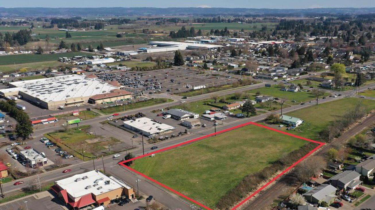 172 OR8, Cornelius, OR 97113