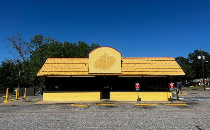 Pictures of Retail property located at 400 S Memorial Dr, Prattville, AL 36067 for comps - image #1