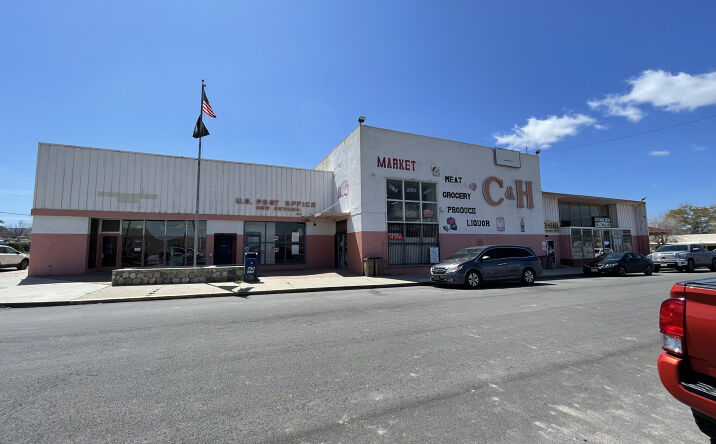 Pictures of Retail property located at 4855 Primero St, New Cuyama, CA 93254 for sales - image #1