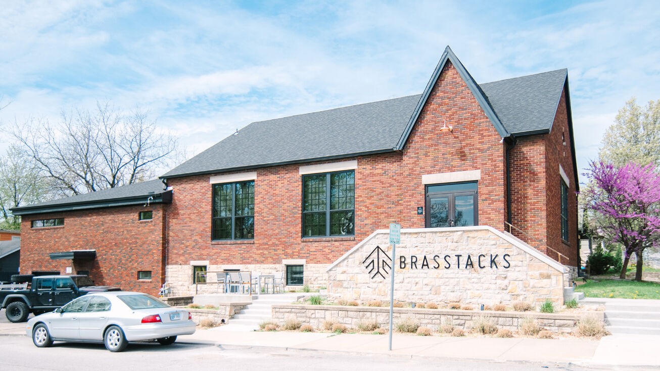 2101 W 43rd Ave, Kansas City, KS 66103