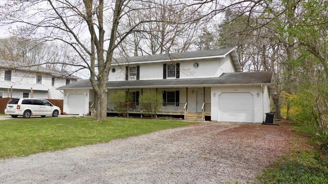 414 and 416 Willow, Midland, MI 48642