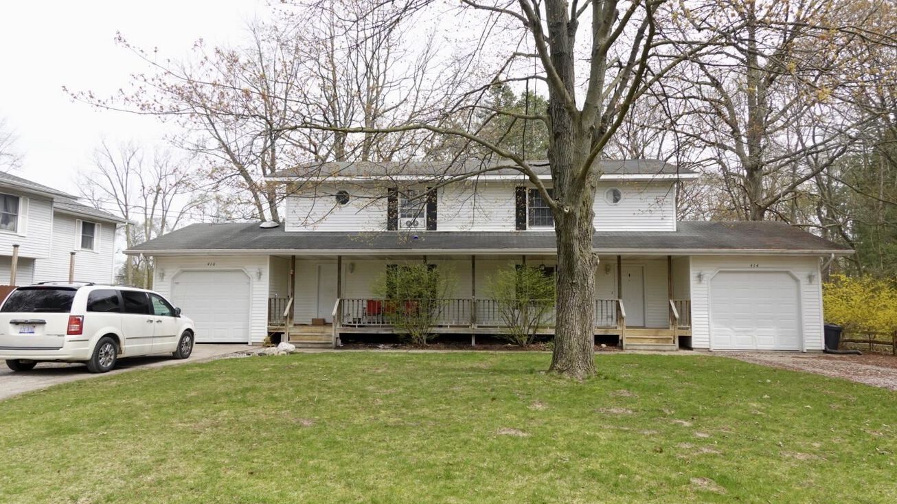 414 and 416 Willow, Midland, MI 48642