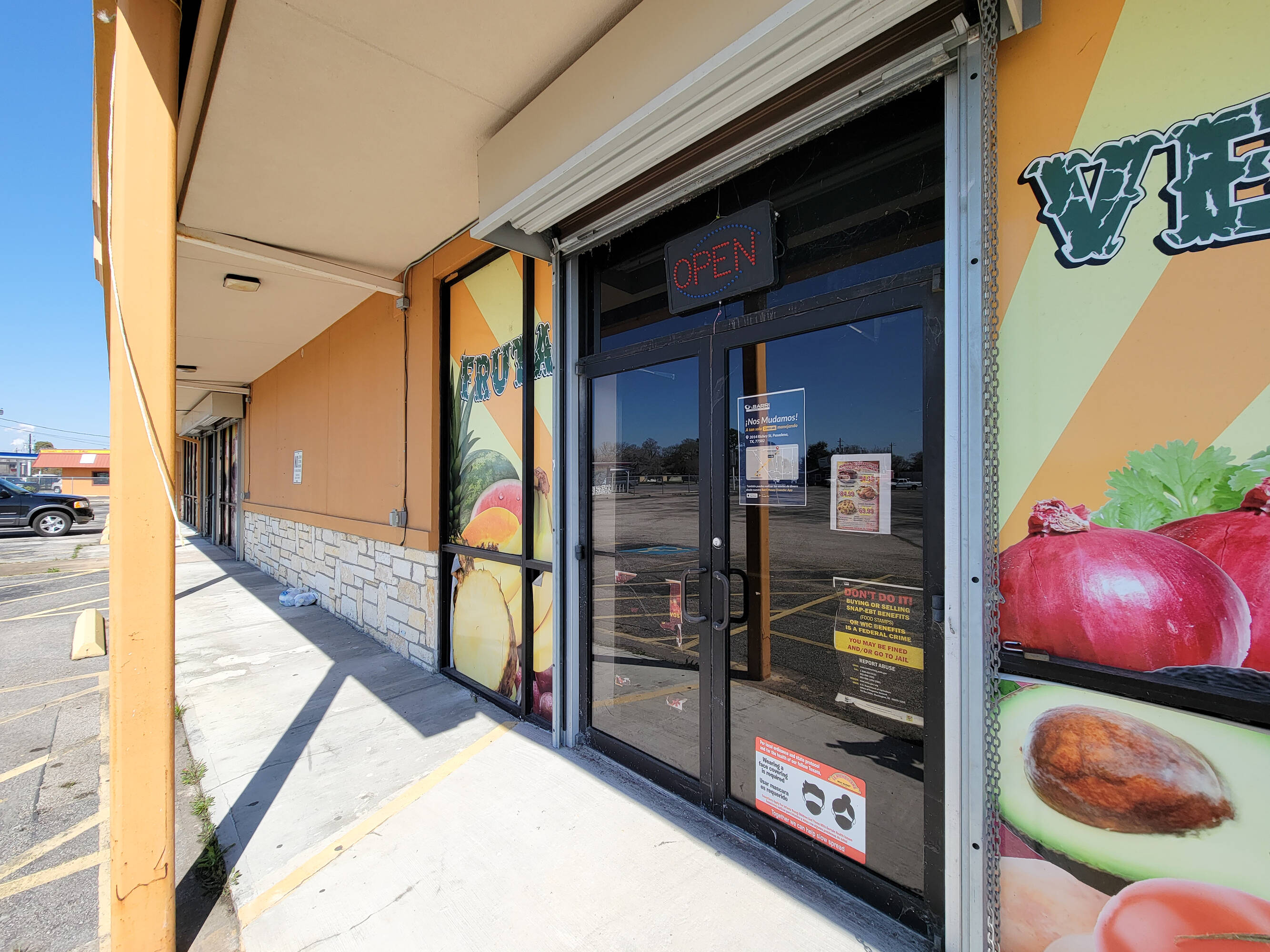 2719 S. Richey Houston, TX 77017