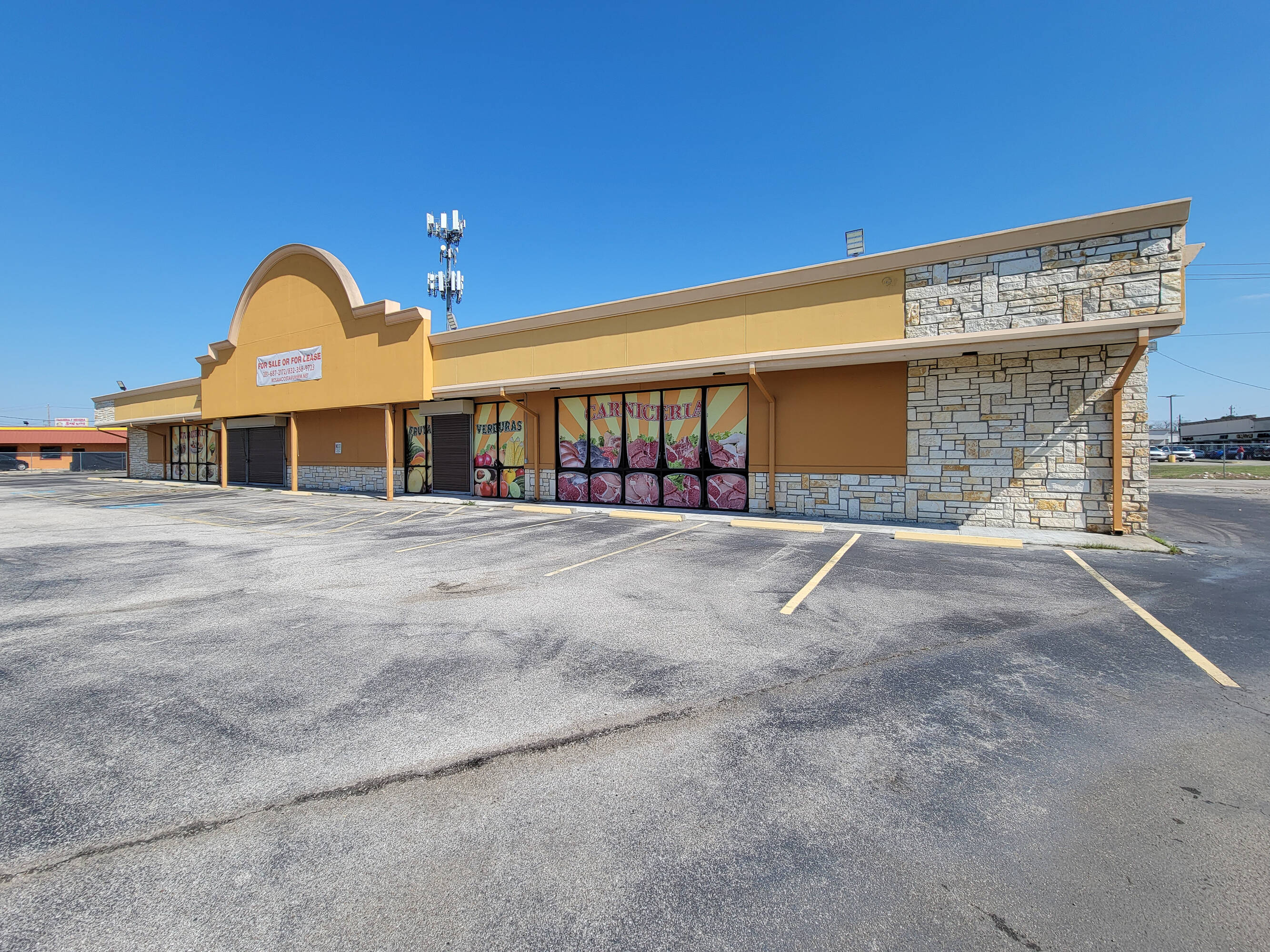 2719 S. Richey Houston, TX 77017