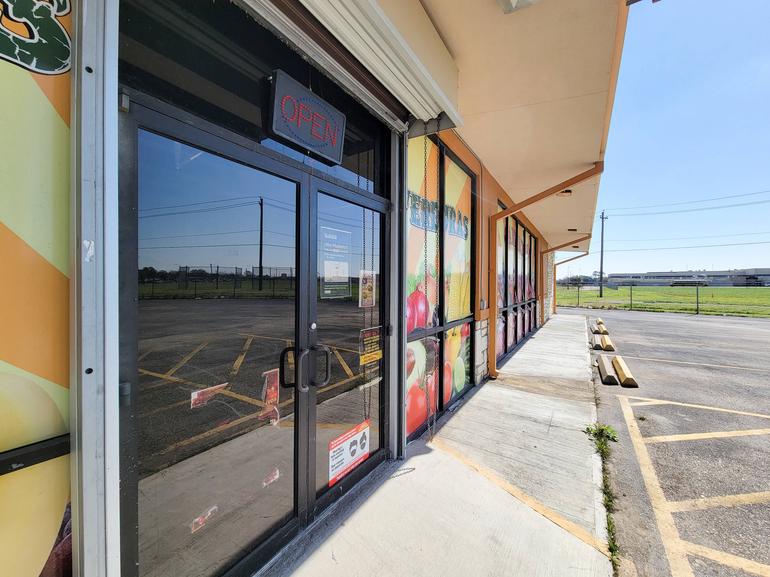 2719 S. Richey Houston, TX 77017
