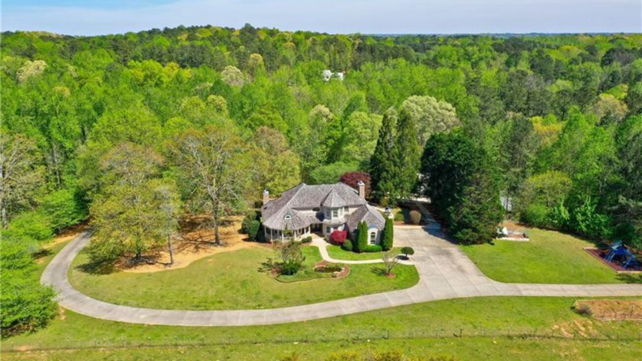 Pictures of Land property located at 1458 Rucker Cir, Woodstock, GA