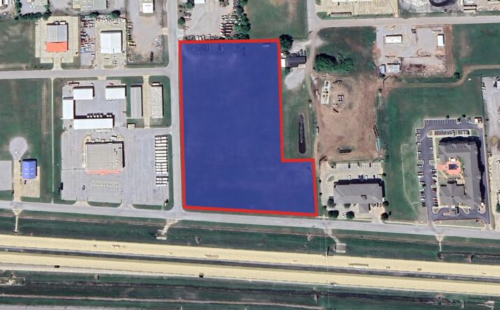 Pictures of Land property located at 425 SE Interstate Dr, Lawton, OK 73501 for sales - image #1