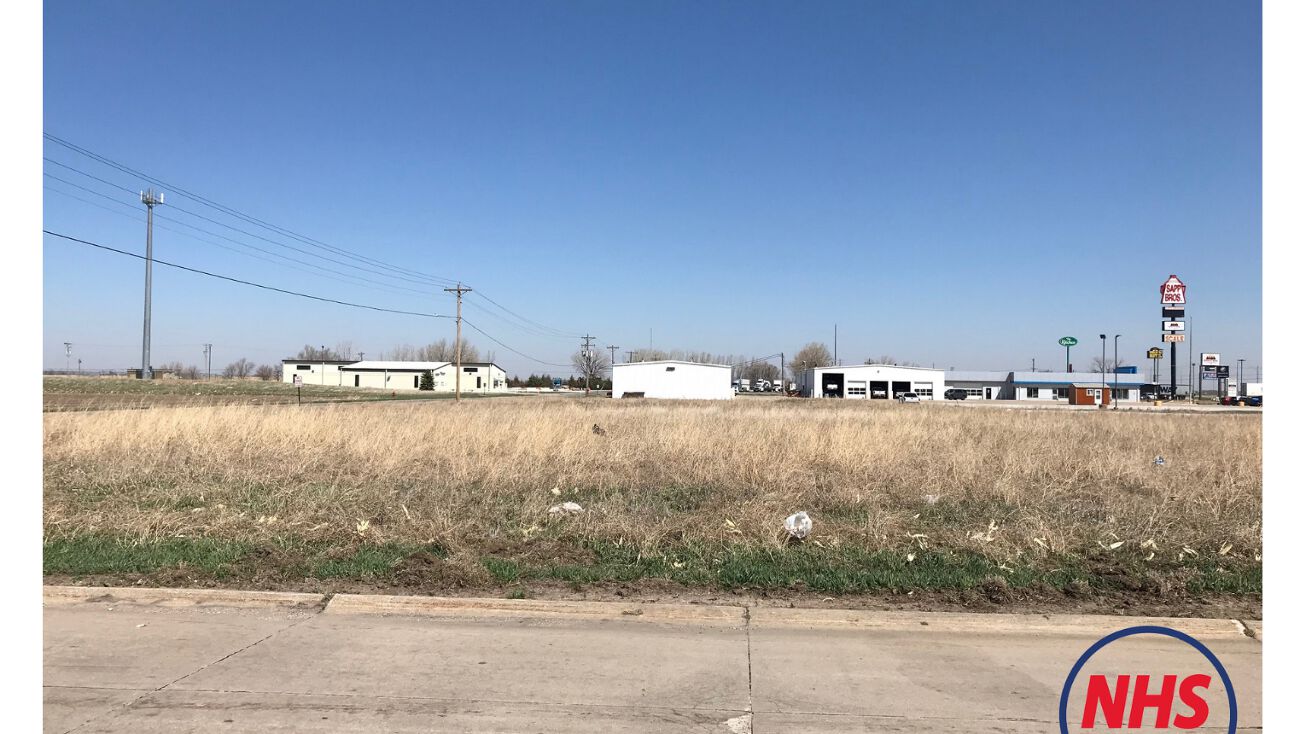 W David Dr, York, NE 68467