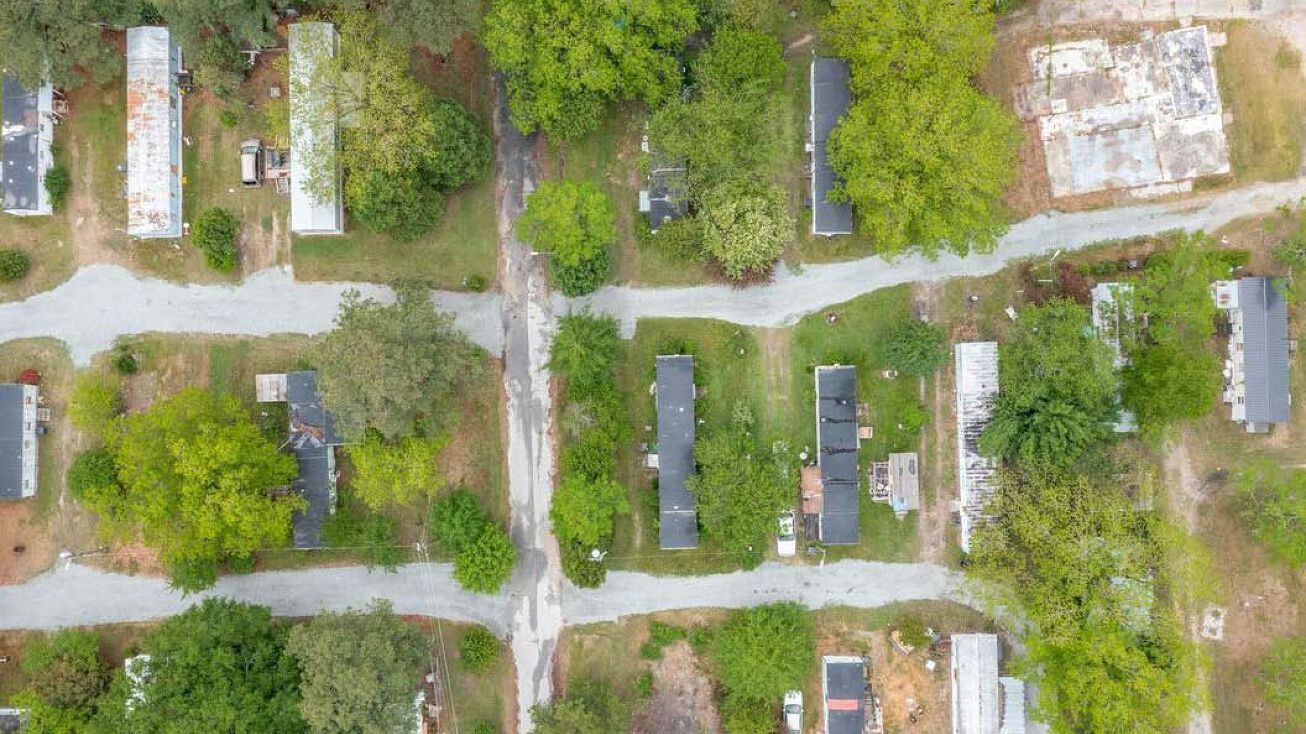 100 Leighton Dr, Pink Hill, NC 28572