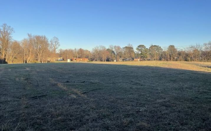 Pictures of Land property located at 1203 Executive Dr, Kinston, NC 28501 for sales - image #1